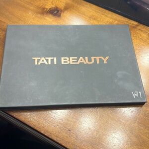 TATI BEAUTY VOLUME 1 PALETTE!!